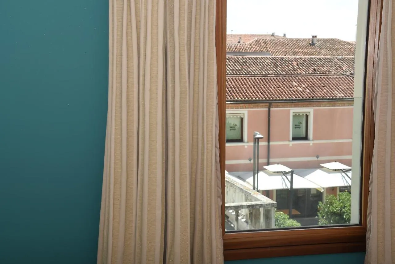 Hotel Duca D'Aosta Mogliano Veneto 4*,  Italy